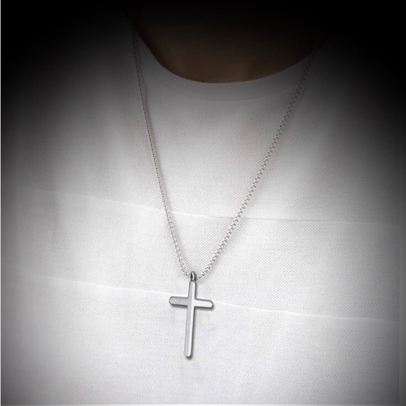 Men’s Silver Tone Cross Necklace - Picture 2 of 5
